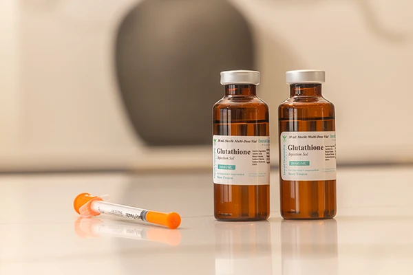 Peptides on Display with Needle Showing